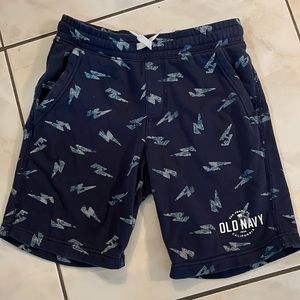Old Navy Boys shorts 10-12- good used condition.
